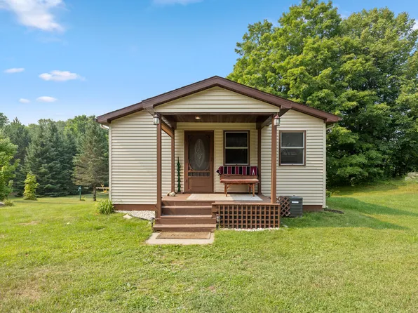 11290 E Seven Mile Rd, Tustin, MI 49688