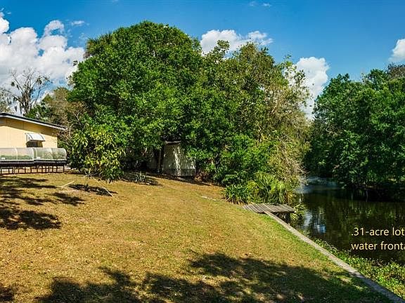 605 SE 8th Ave, Okeechobee, FL 34974 | Zillow