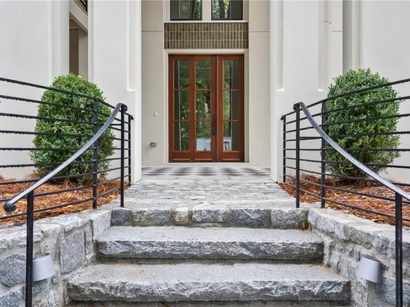 94 Sheridan Dr, Atlanta, GA 30305