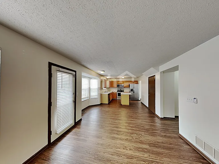 6687 Jennyann Way — Photo 6