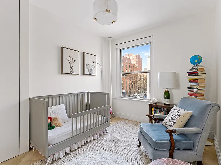 261 W 22nd St #12A14 — Photo 8