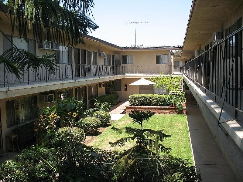 1st image of 18200 Killion St APT 32