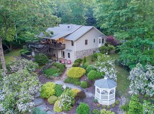 248 Deerwood Dr, Franklin, NC 28734