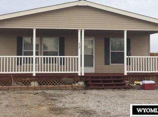 717 Apple Ave, Rawlins, WY 82301