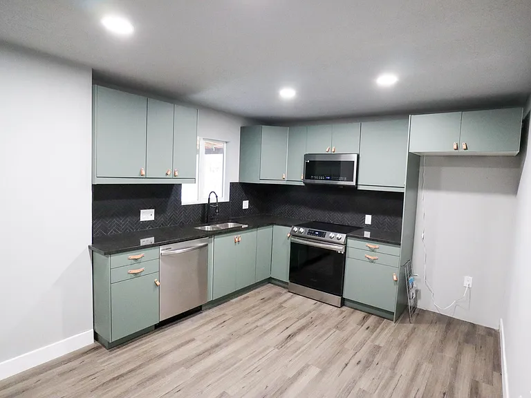 E Atkin Ave — Photo 6