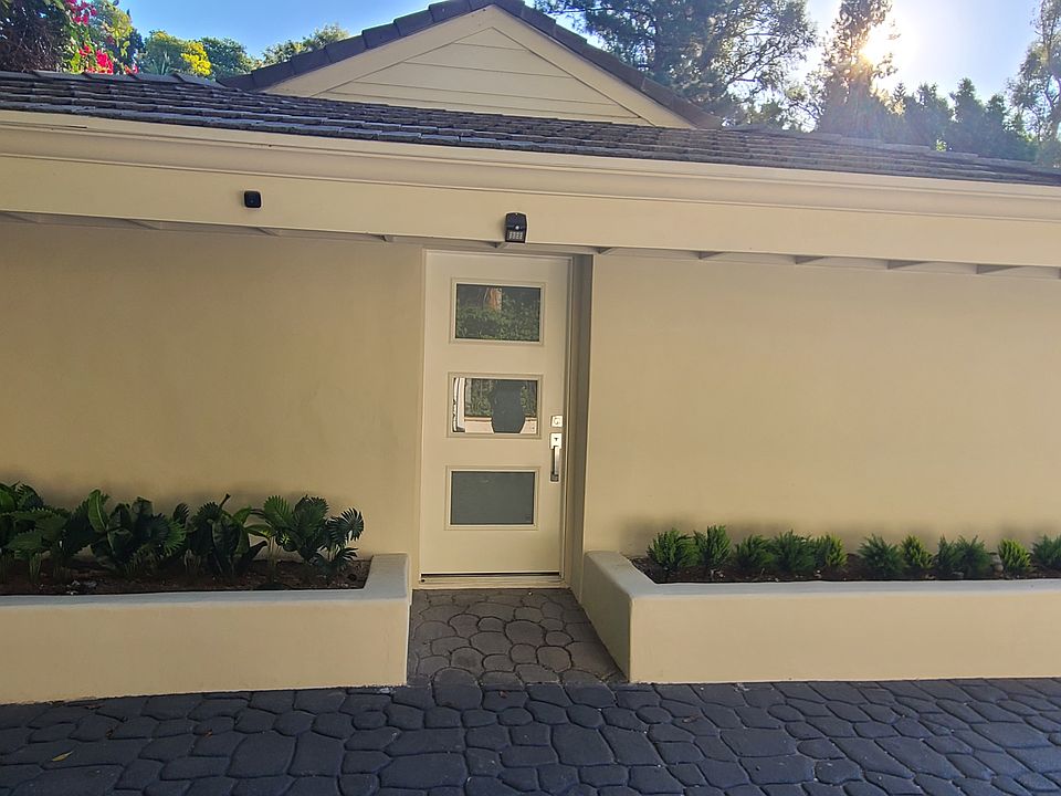 1st image of 1258 Coldwater Canyon Dr #Adu