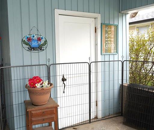 3rd image of 2625 Hopper Rd