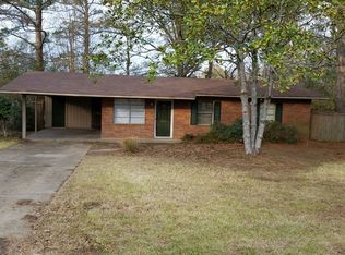 336 Beverly Cir, Crystal Springs, MS 39059