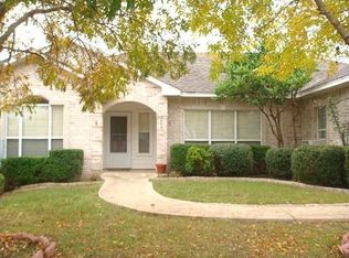 449 Yorktown Blvd, Kerrville, TX 78028