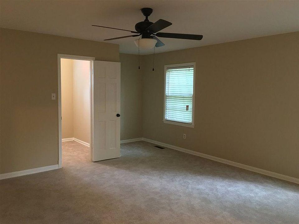2nd image of 1479 Pecan Trees Dr