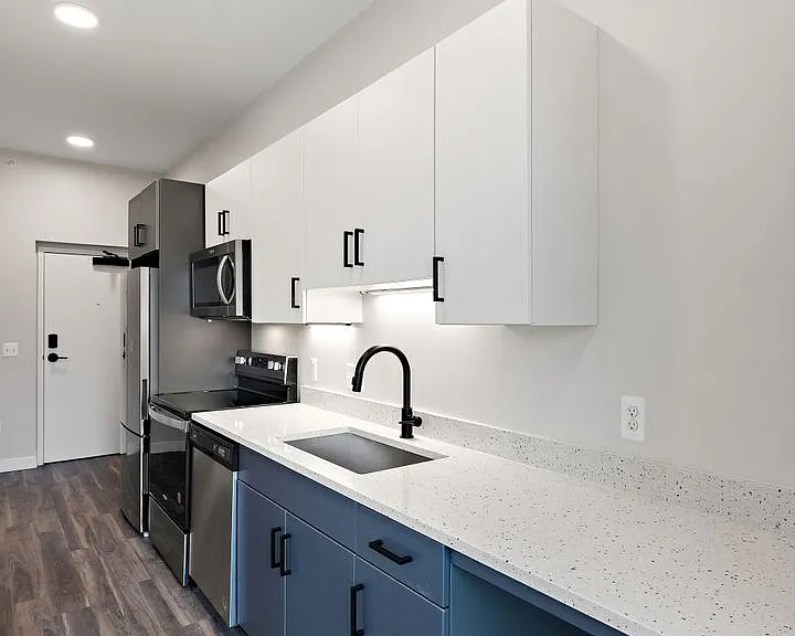 7631 E Lafayette St — Photo 52