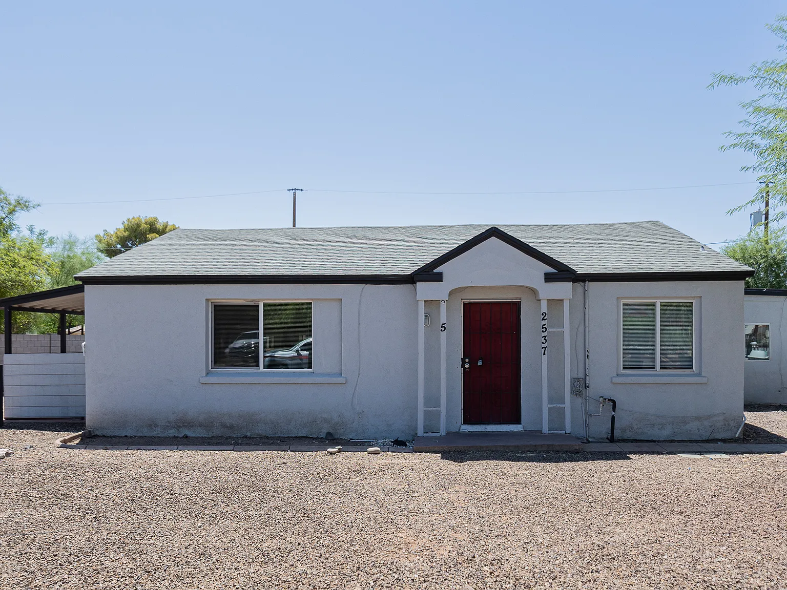 2537 E Willetta, Phoenix Az — Photo 2