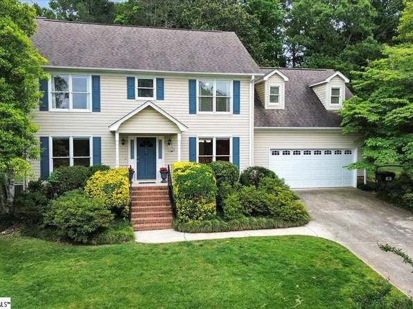111 Golf View Ln, Greenville, SC 29609