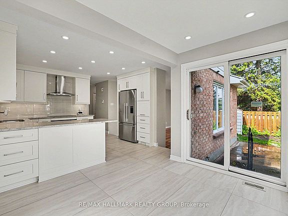4th image of 66 Bateman Dr