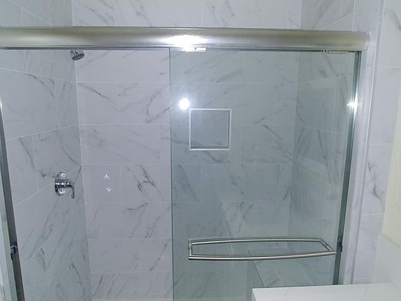 5th image of 848 S Holt Ave #205
