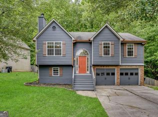 1060 Taso Trl, Acworth, GA 30101