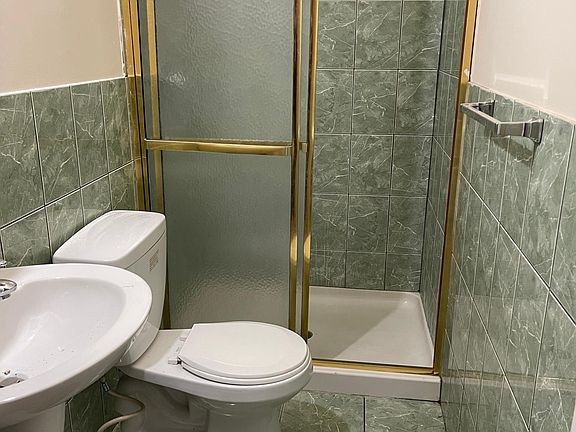 5th image of 1538 N 18th St #1