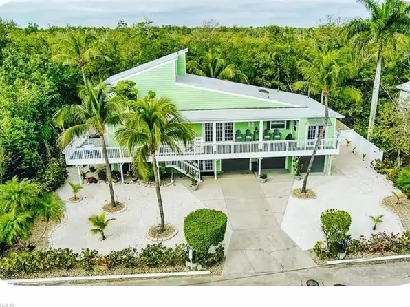 5690 Marimin DR, BONITA SPRINGS, FL 34134