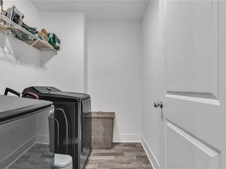 7689 Baron Rd — Photo 20