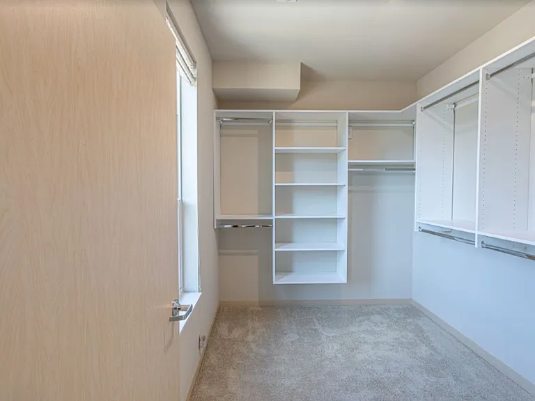 Lincoln Street Apartments — Photo 63