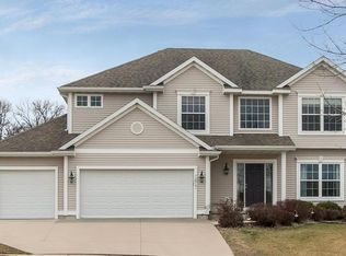 1617 Colony Ct SE, Cedar Rapids, IA 52403