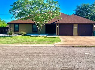 240 Tomahawk Trl, Del Rio, TX 78840