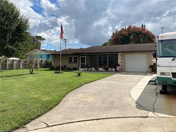 2nd image of 1707 W Dinner Lake Dr