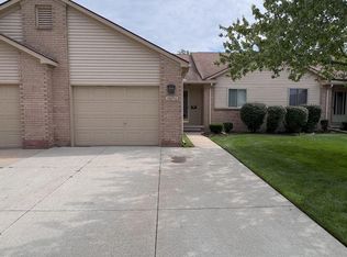 26740 Daniela Dr, Warren, MI 48091