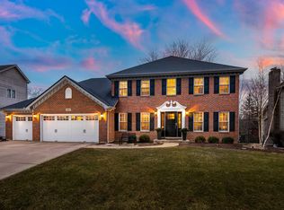 1327 Ada Ln, Naperville, IL 60540
