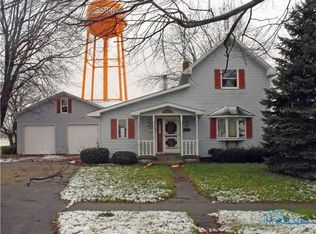 117 W Kemmerling St, Gibsonburg, OH 43431