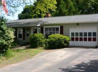 88 Amherst St, Lawrence, MA 01843