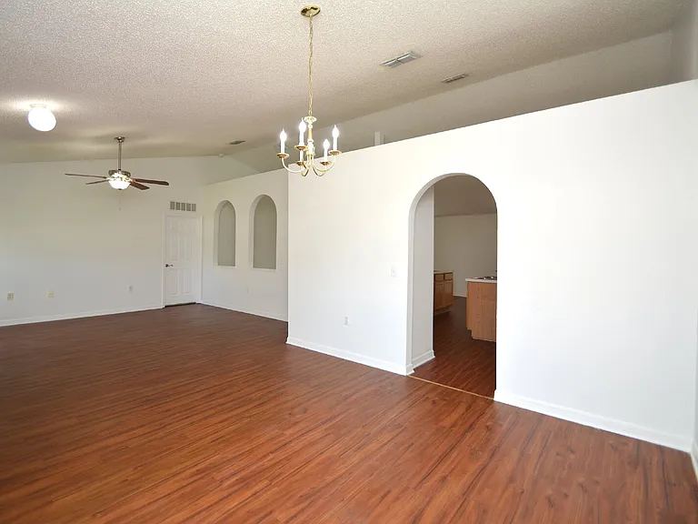 36 Frenora Ln — Photo 4