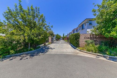 2nd image of 6904 Vantage Ave Unit 109