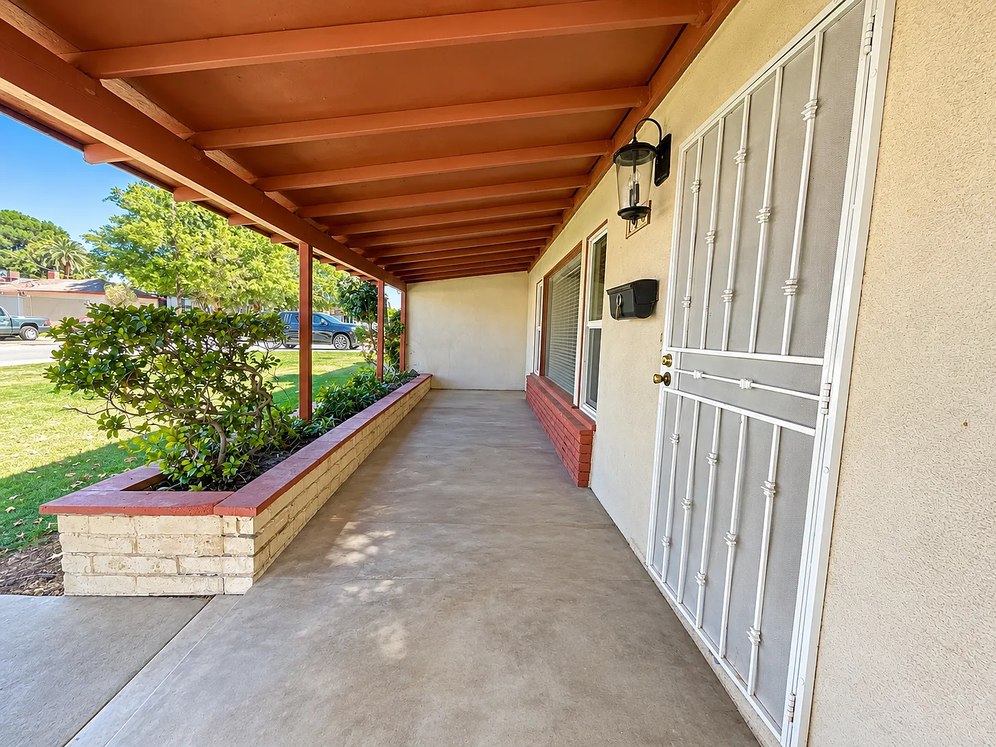 3 bed, 1560 sqft, $2,450 — Photo 3