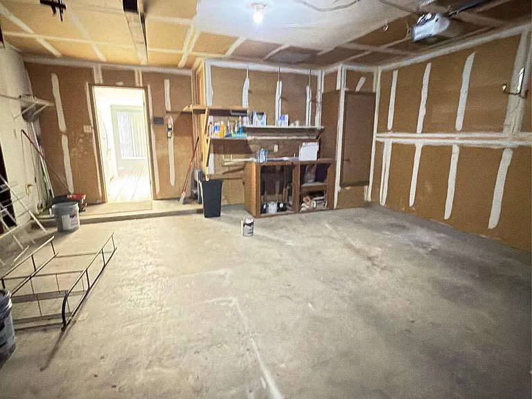 5601 Porsche Ln — Photo 5
