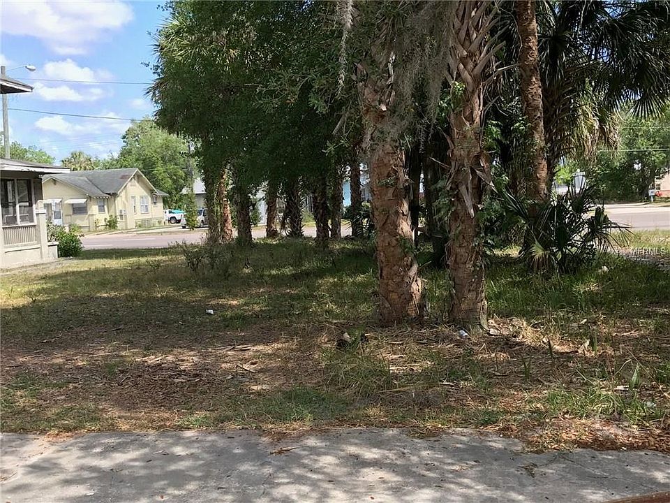 2nd image of 46 E State Road 46
