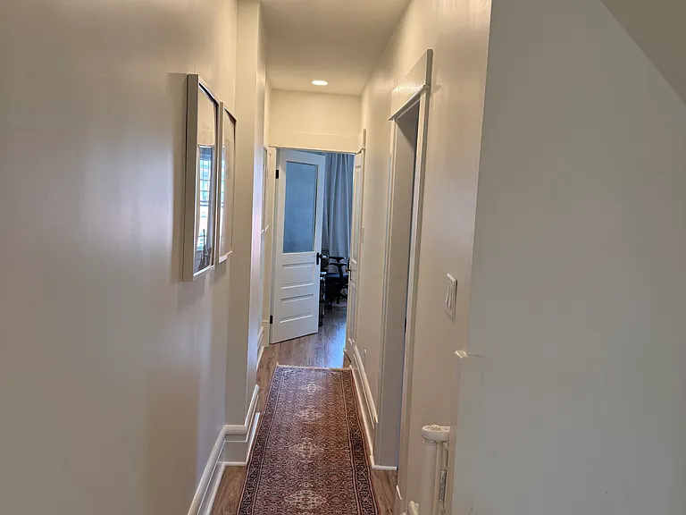 745-747 S 6th St — Photo 13
