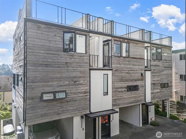 2043 C 13th Avenue W, Seattle, WA 98119
