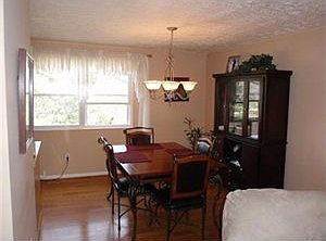 3rd image of 501 Crestwood Ct