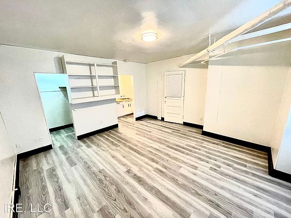 3rd image of 623 E Lake St #A