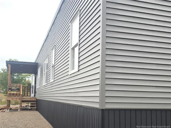26 Majid St, Simonds, NB E2S 1H9