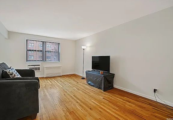 5th image of 84-29 155th Ave #2N