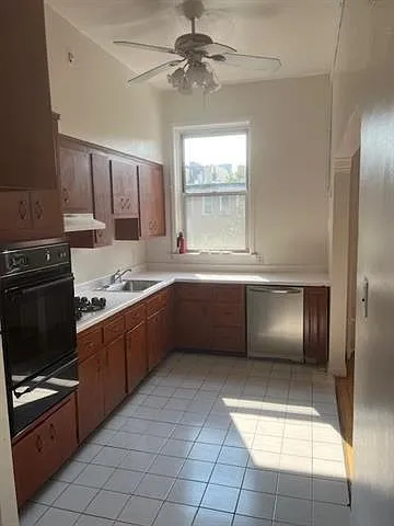 1140 Garden St #2 — Photo 8