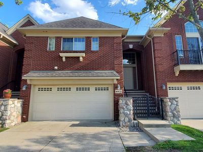16832 Kensington Dr, Macomb, MI, 48044