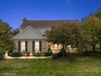 1568 Grandview Dr, Rochester Hills, MI, 48306