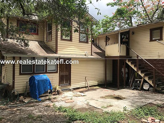 3rd image of 1007 6th St S
