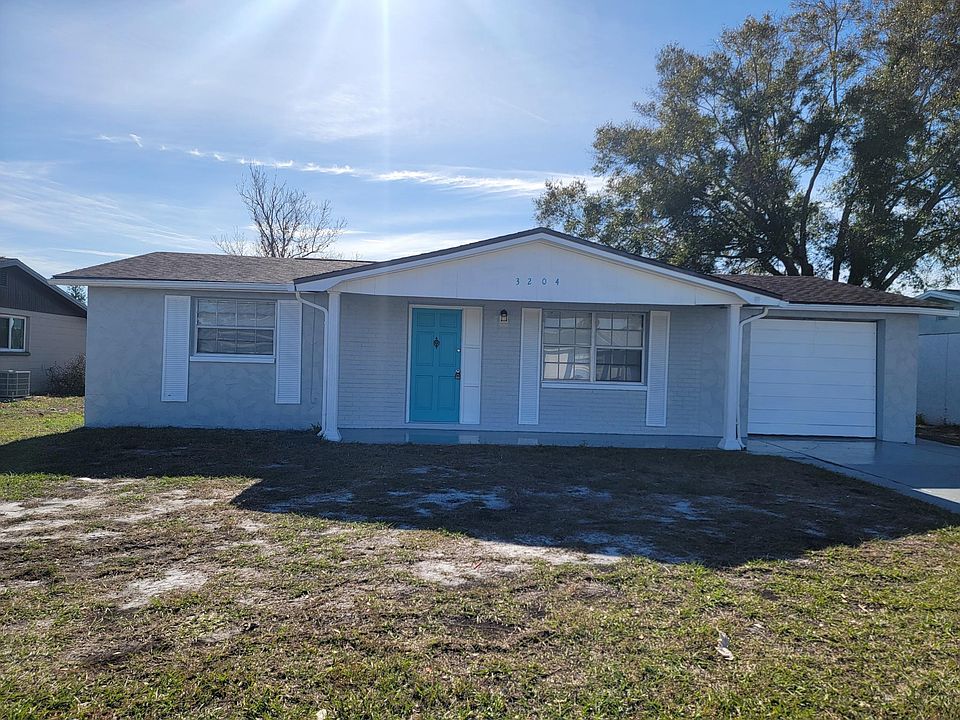1st image of 3204 Bright Dr