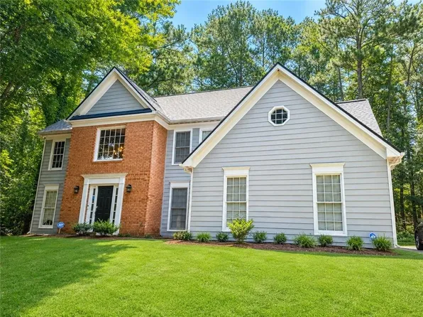 1180 Roseberry Ct, Grayson, GA 30017