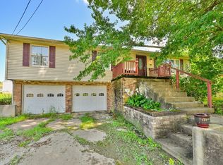 45 N Clinton St, The plains, OH 45780