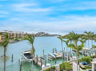 221 Harbour Dr #6, Naples, FL 34103